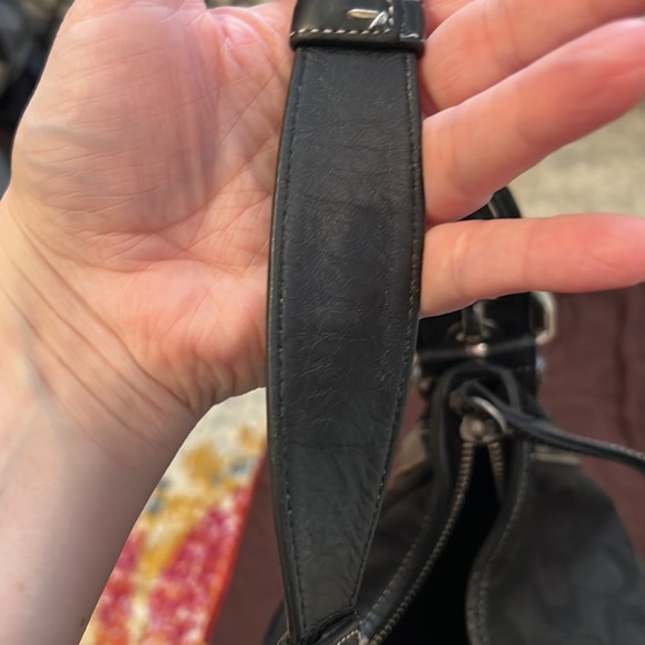 Used black Medium Coach bag - Picture 4 of 12